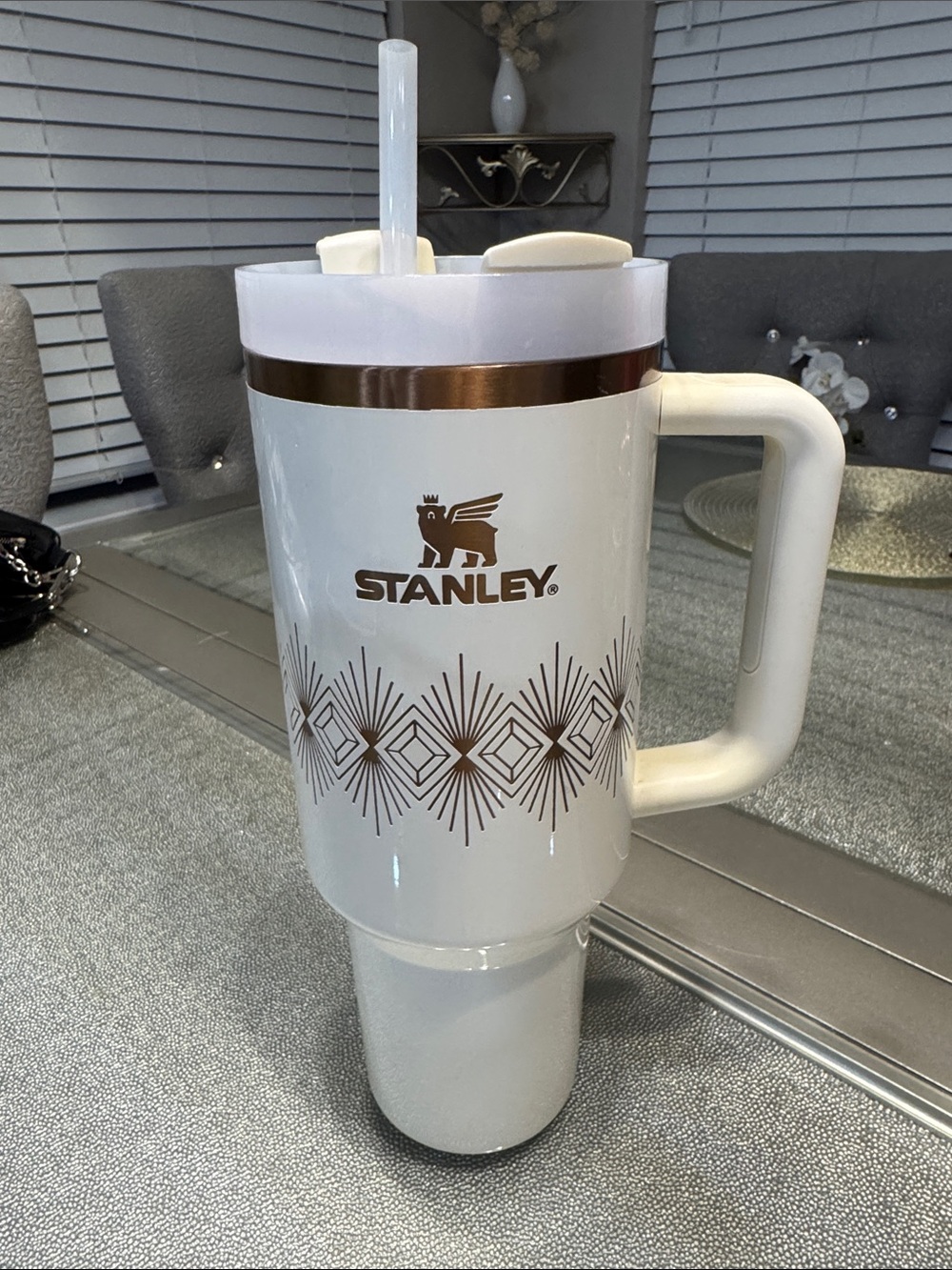 Stanley White Travel Mug with Gold Geometric Accent and Handle - Picture 1 of 4